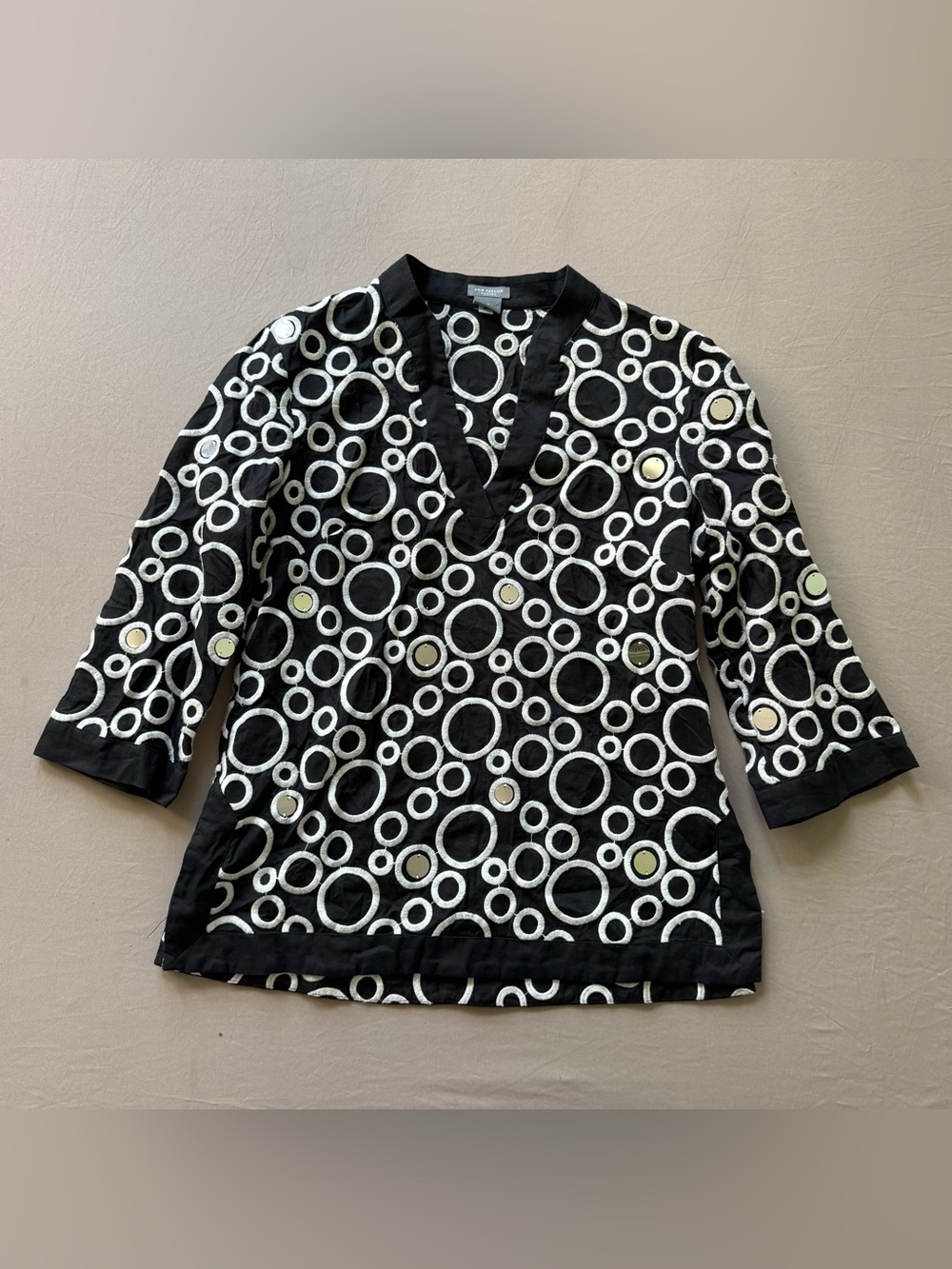 Vintage Y2K Ann Taylor geometric circle embroidered tunic blouse